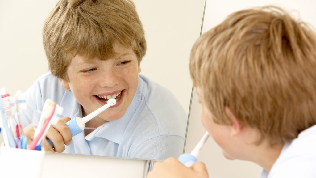 Oral Hygiene Tips for People with Hemochromatosis