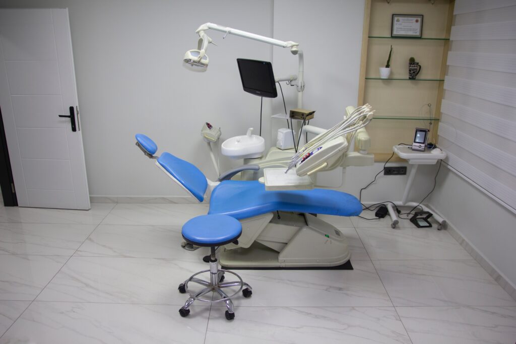 What to do if you have sensitive teeth during a dental cleaning