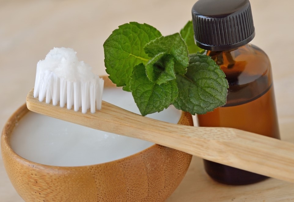 The benefits of natural remedies for dental health