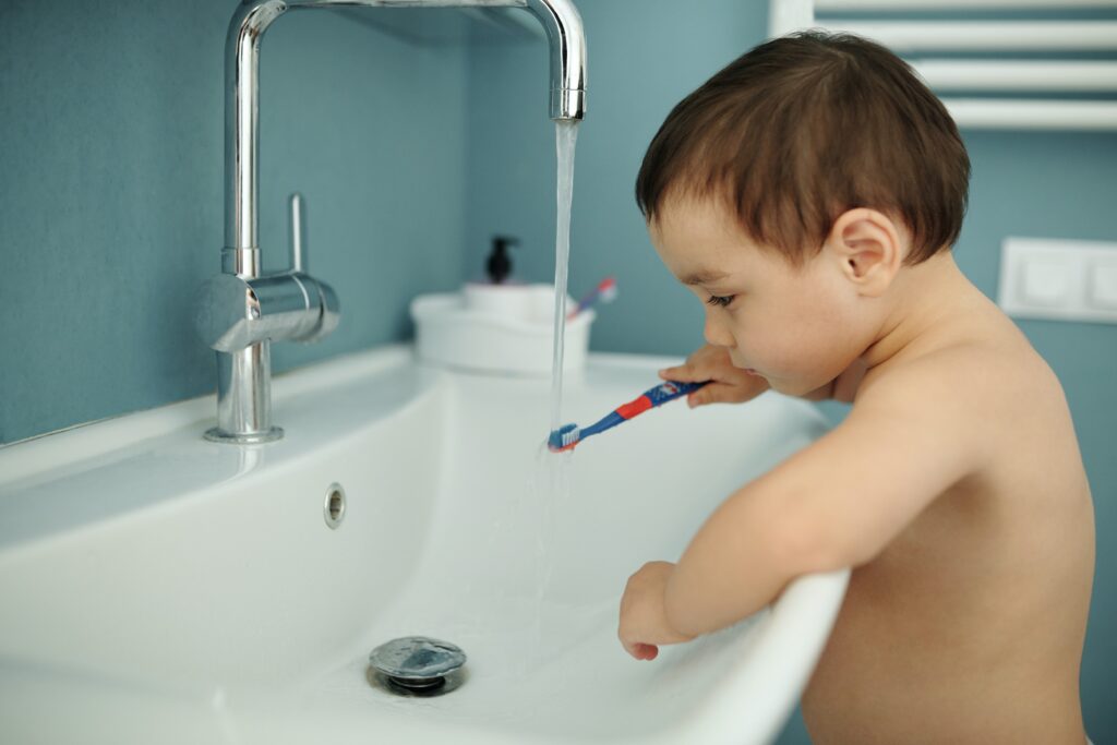 How to Brush and Floss Your Childs Teeth Tips for Parents